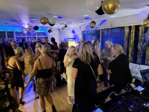 dj hire auckland gold silver party | kiwi djs 4 copy