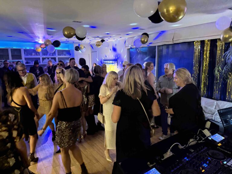 dj hire auckland gold silver party | kiwi djs 4 copy
